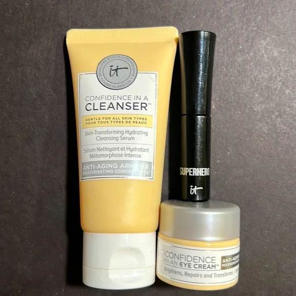 NWT IT Cosmetics Face & Eye Bundle - Picture 1 of 4